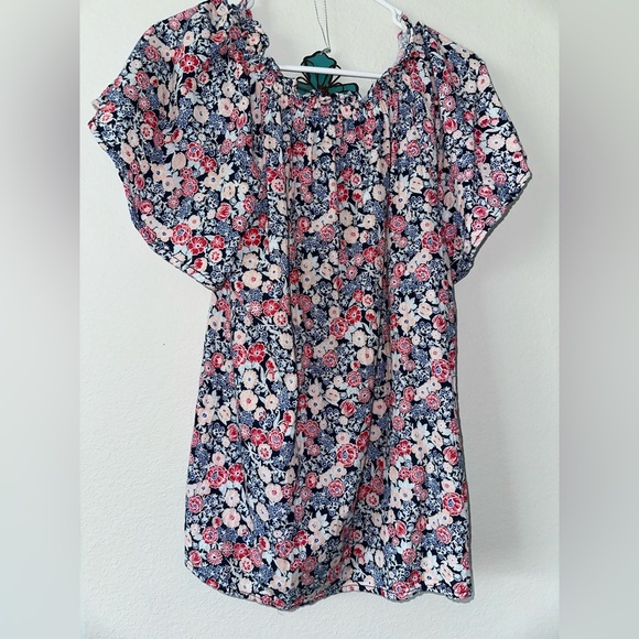 Wonderly Floral Print Blouse size Medium - Picture 2 of 4